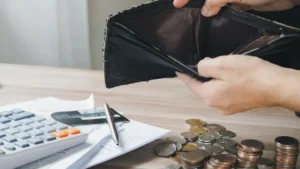 Gelir yetmiyor, konut umudu azalıyor konulu temsili editoryal görsel