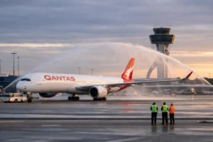 Qantas’ın 19 saatlik uçuşu Melbourne’de konulu temsili editoryal görsel