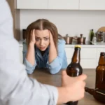 Alkol teslimatı aile içi şiddetin hedefinde.