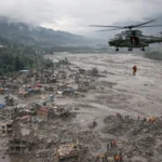 Nepal-Tibet sellerinde 390’dan fazla can kaybı.
