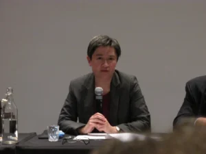 Penny Wong’dan “tek kültür” çağrılarına güvenlik uyarısı.