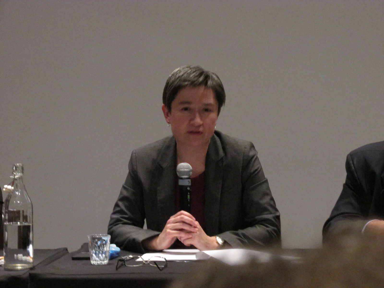 Penny Wong’dan “tek kültür” çağrılarına güvenlik uyarısı.