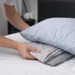 Pijamayı yastık altına koymayın.
