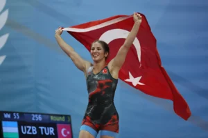 Türkiye’nin 1000’inci Akdeniz Oyunları madalyası Zeynep’ten.
