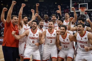 12 Dev Adam dünya sahnesinde yükseldi.