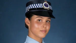 Sydney’de polis aracı ağaca çarptı: Kadın polis öldü.