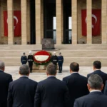 Kuruluş yıldönümüne parti içi gerilim damga vurdu.