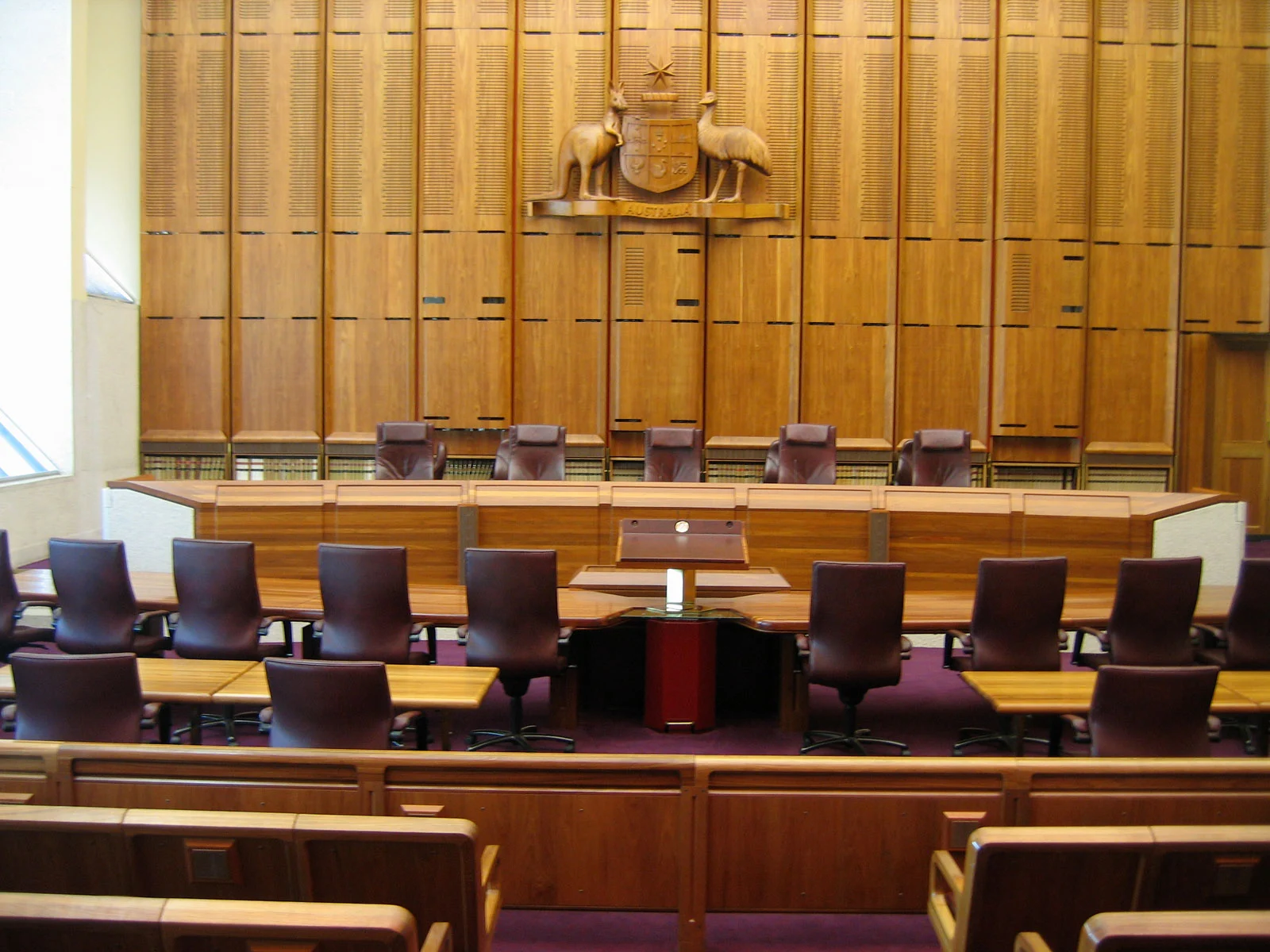 NSW’de tanık gözaltı yetkisi High Court’ta.