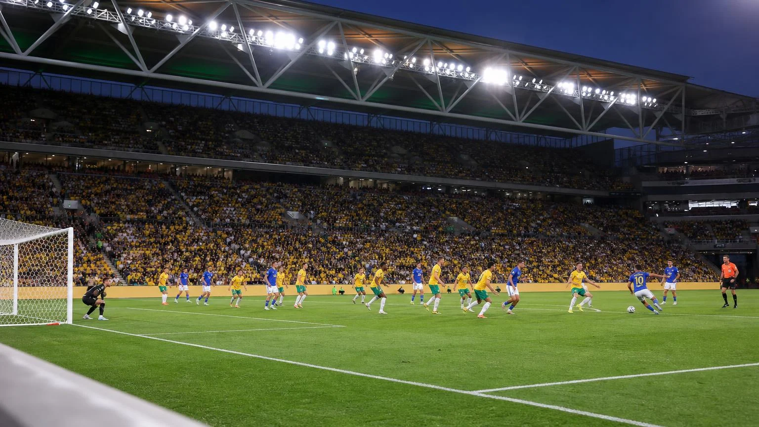 Socceroos, Brezilya'ya 4-2 yenildi.