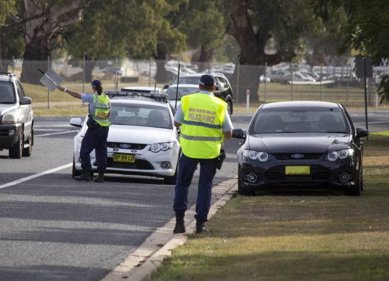 Sydney çete savaşlarına karşı polise olağanüstü yetki.