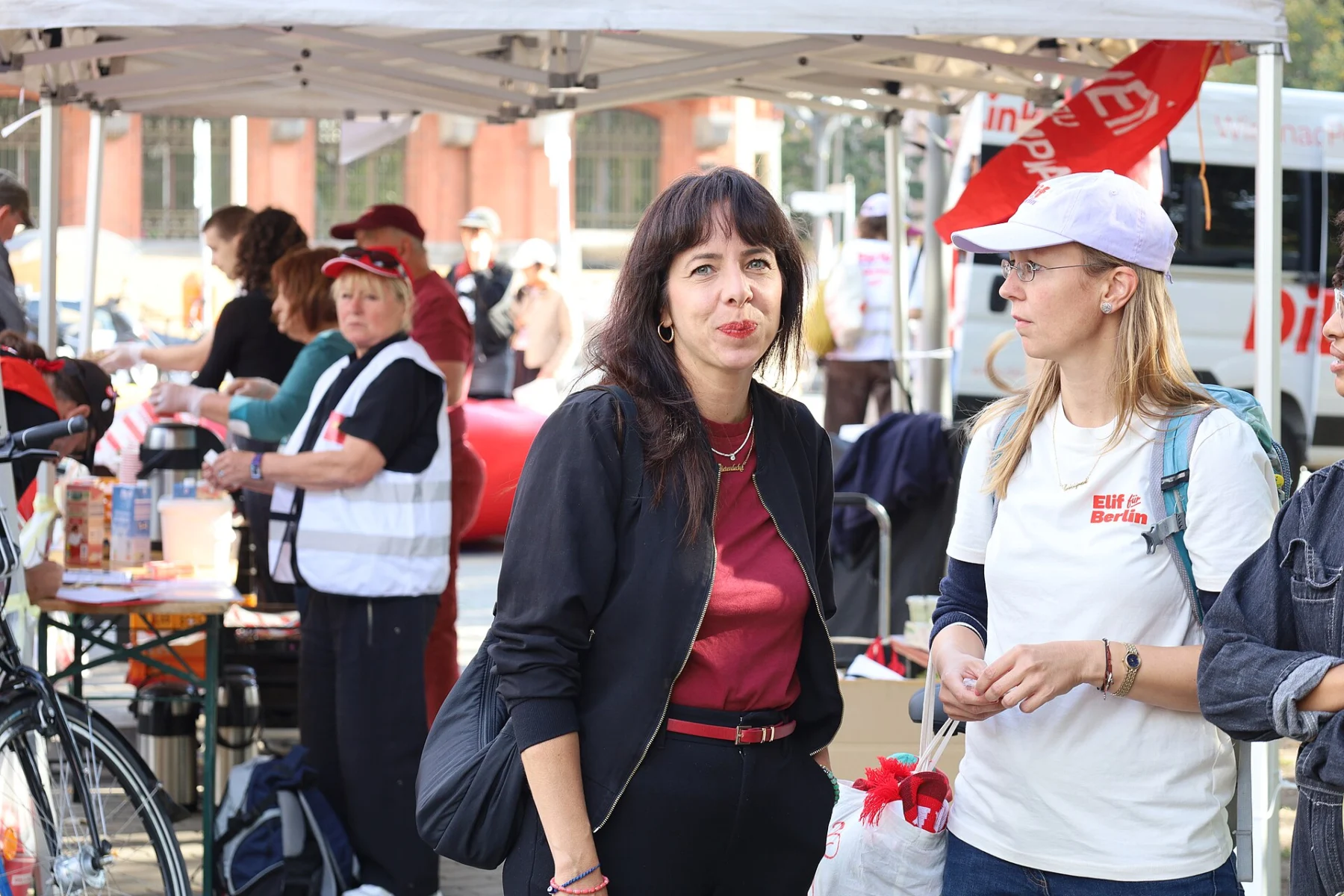 Türk kökenli Elif Eralp Berlin seçimlerinde öne çıktı.