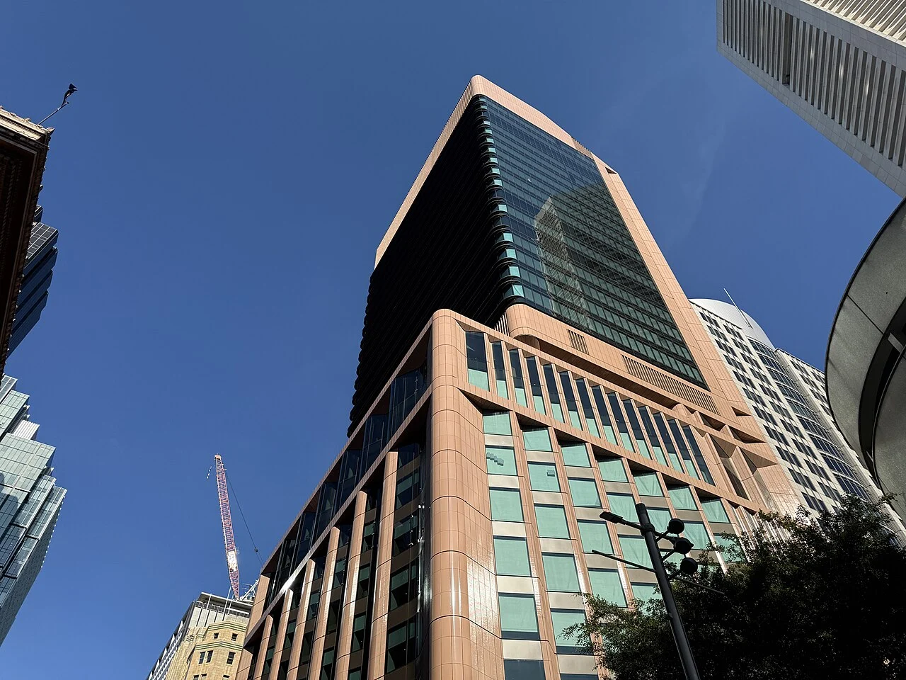 Sydney, Martin Place'deki Avustralya Menkul Kıymetler Borsası merkez binası. Arşiv fotoğrafı: Klauskazamias / Wikimedia.