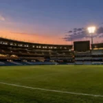 Carlton'ın iki futbolcusu Melbourne'de hastaneye kaldırıldı.