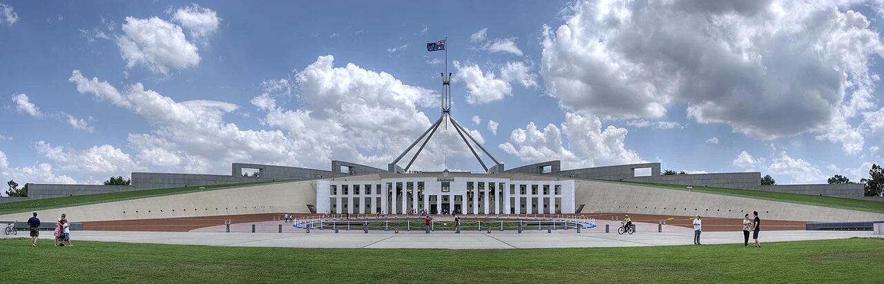Canberra Parlamento Binası. Arşiv fotoğrafı: Ryan Wick / Wikimedia Commons, CC BY 2.0.