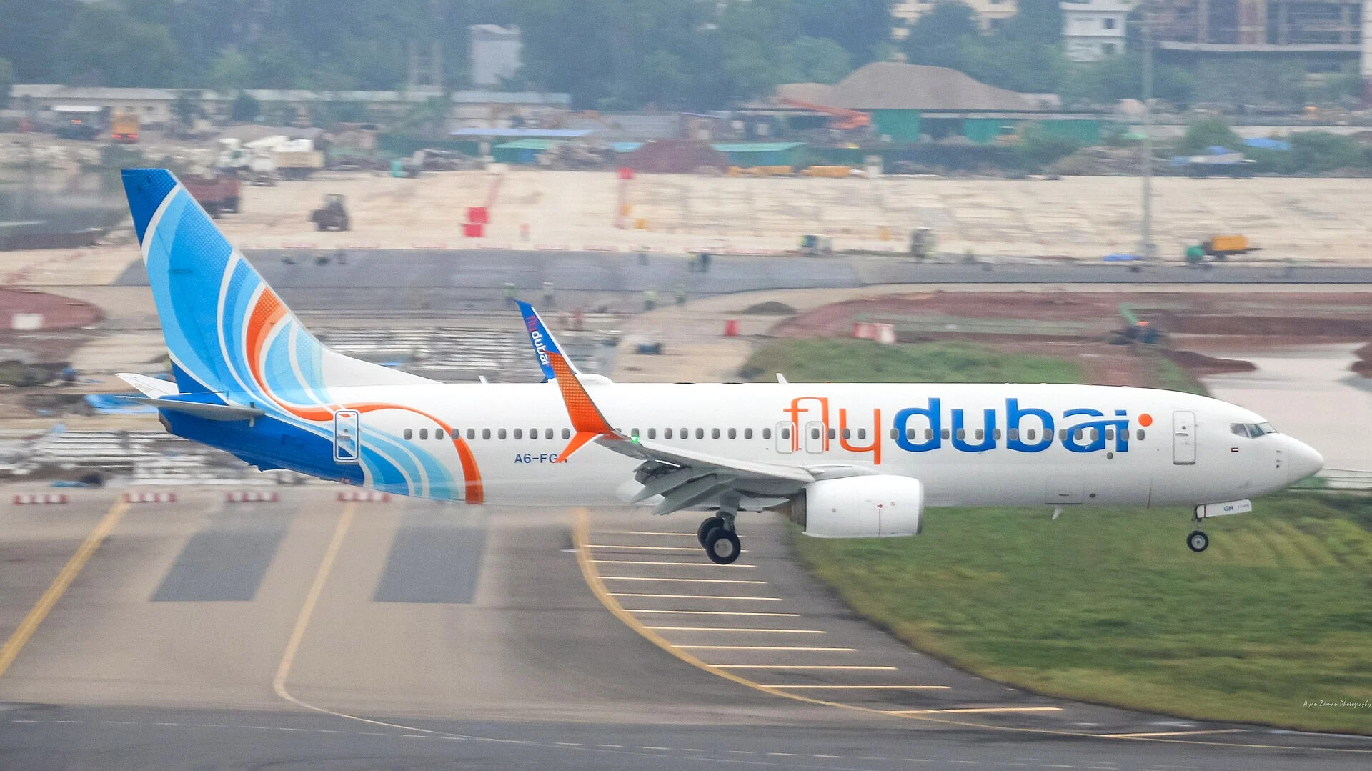 Flydubai yardımcı pilotunun Avustralya bağlantıları soruşturuluyor.