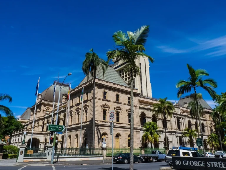 Queensland Parlamento Binası, Brisbane, 2011 arşiv fotoğrafı. John Robert McPherson / Wikimedia Commons, CC.