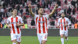 Sivasspor Pendikspor karşısında dört golle kazandı