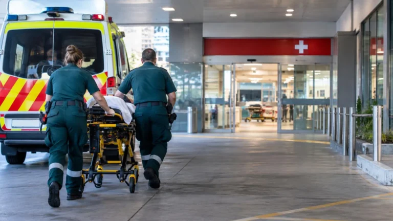 Victoria'da Ambulans Çalışanlarına Şiddete Karşı Yeni Seçim Vaadi.