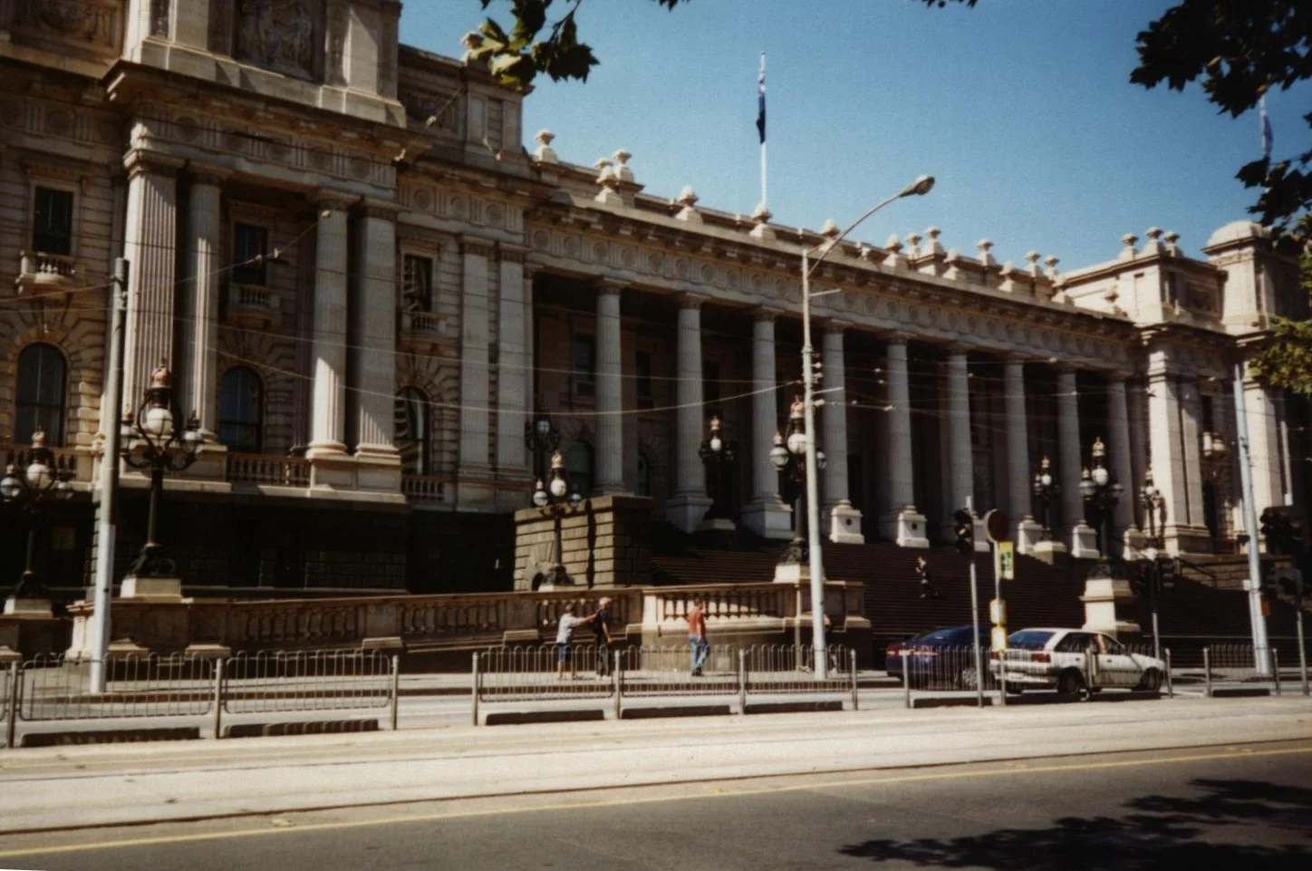 Melbourne'daki Victoria Parlamento Binası'nın arşiv fotoğrafı. Artemus Jones; kamu malı. Açıklama anı değildir.